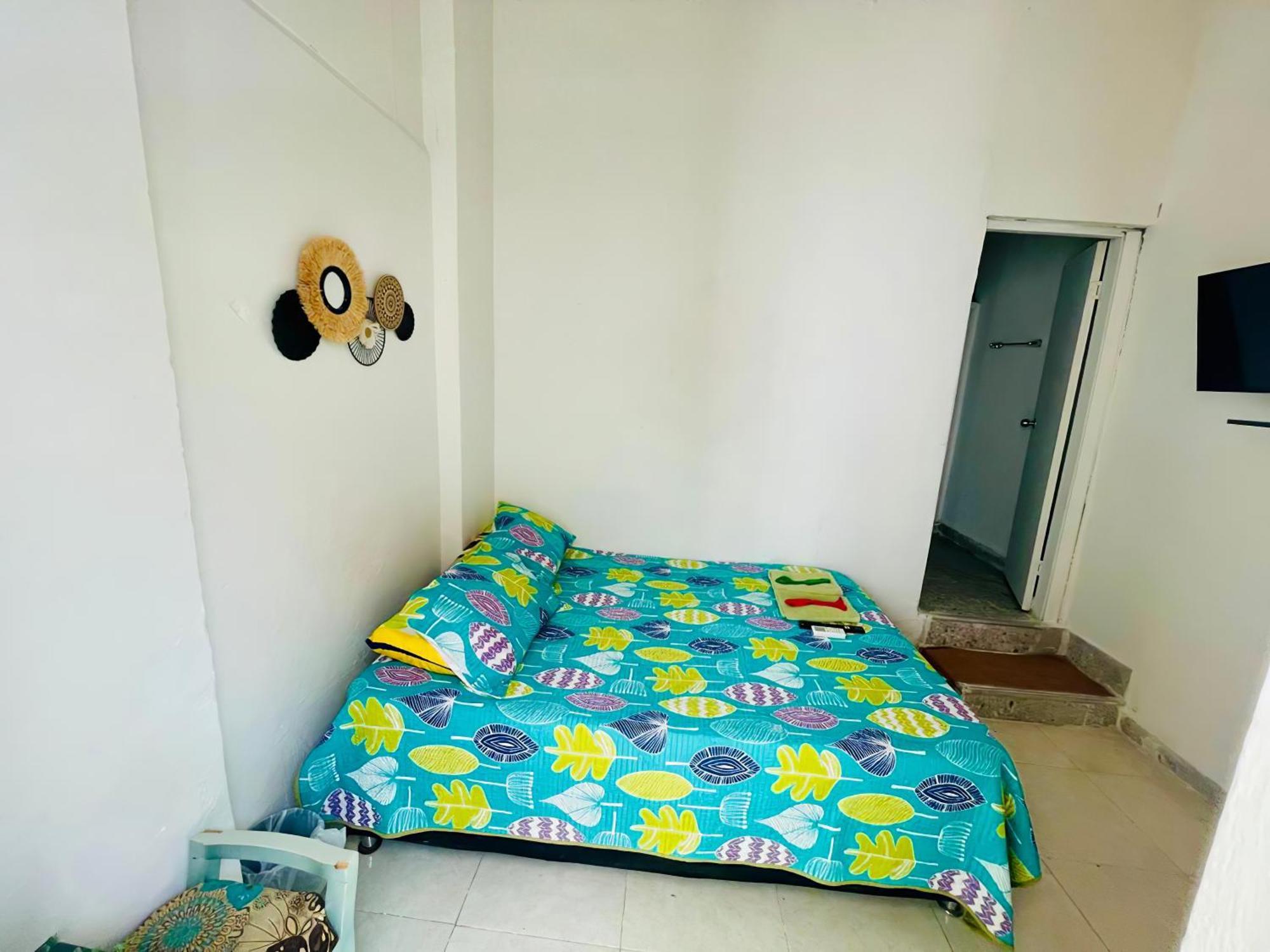 Hostal Badillo Sv - Cartagena — Fotos 3